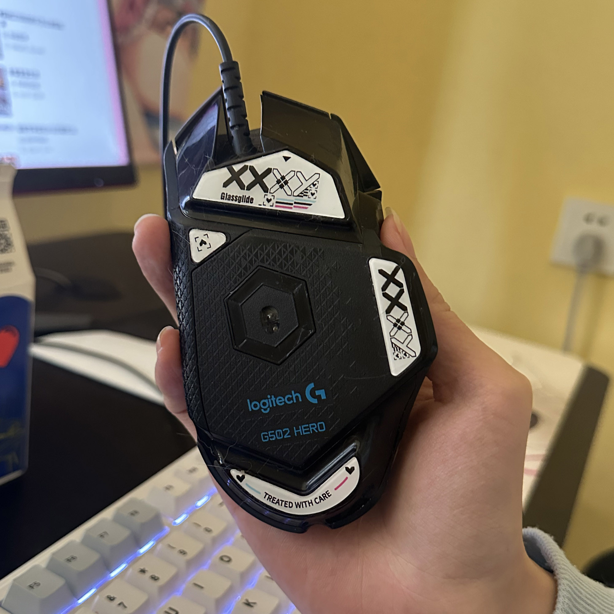 As almofadas para os pés de vi - Logitech Mouse G502 avaliação e preço